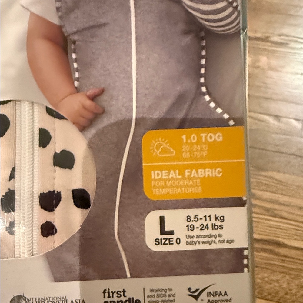 Love to Dream Swaddle Up Transition Bag - Gray and Black - Picture 4 of 4